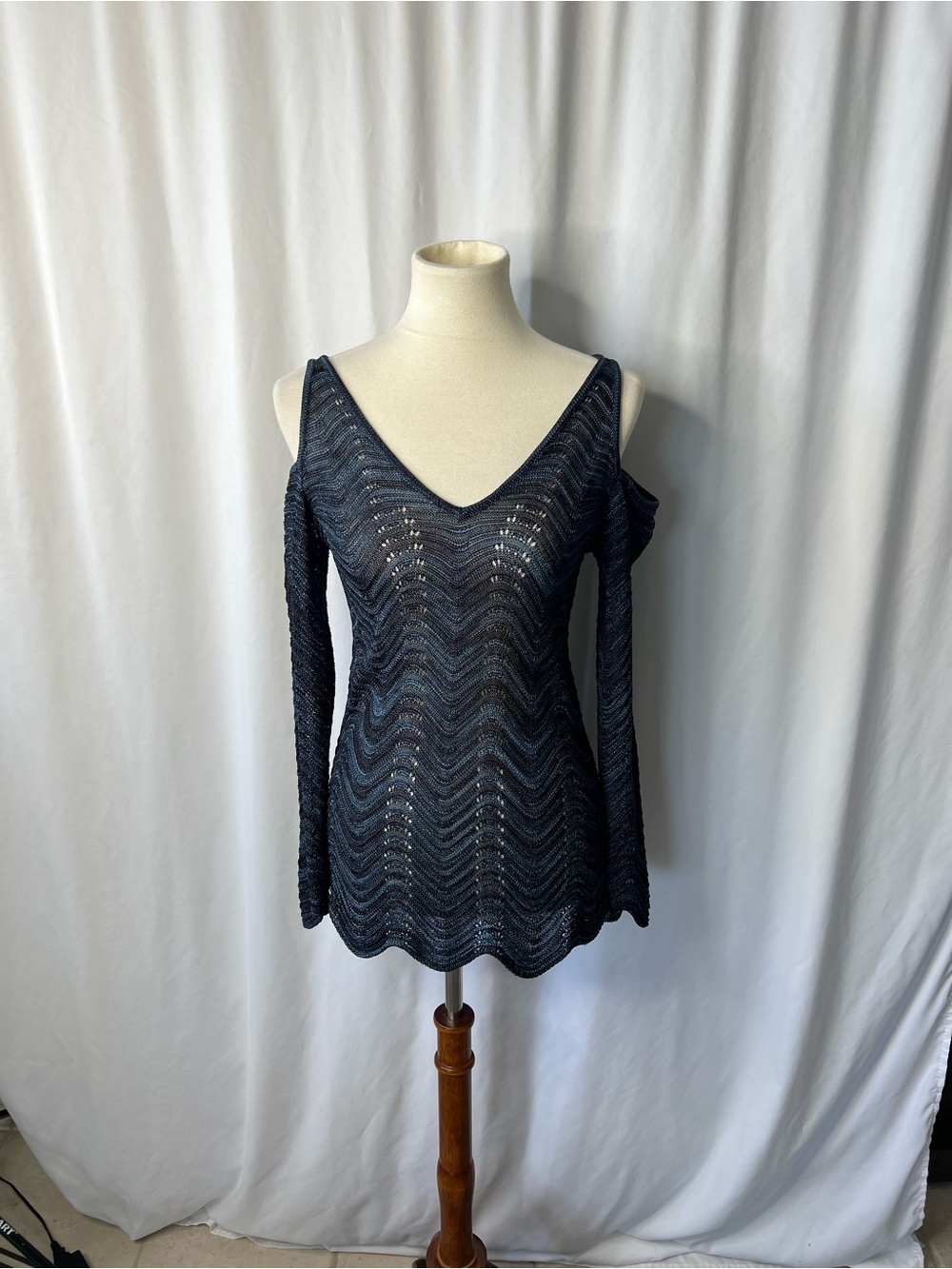 INC International Concepts Cold Shoulder Metallic Knit Top – Size Medium